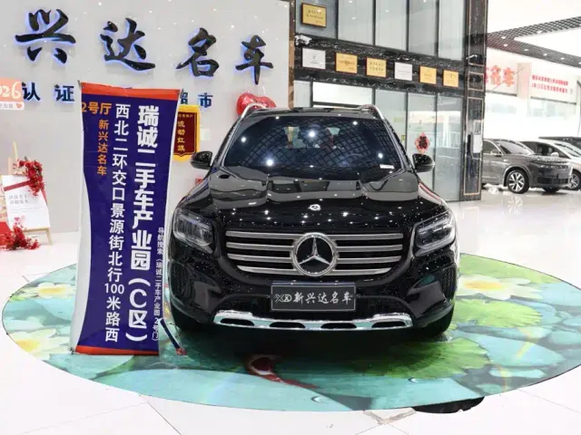 Mercedes-Benz GLB-Class — Фото автомобиля 2
