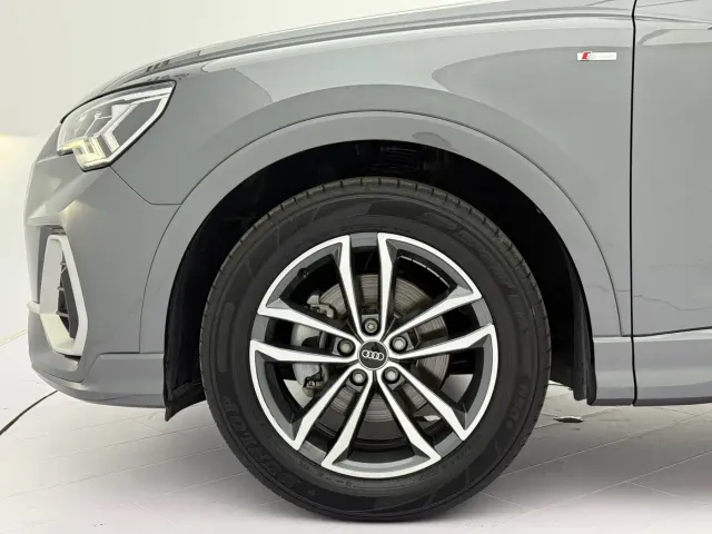 Audi Q3 — Фото автомобиля 23