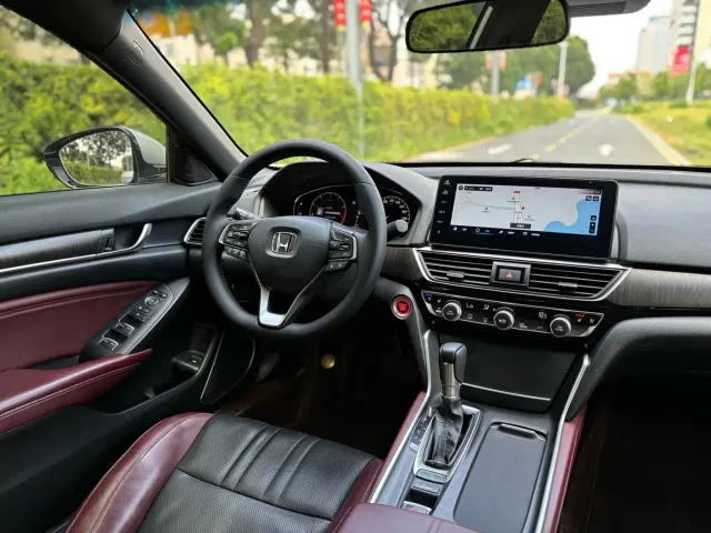 Honda Inspire — Фото автомобиля 7