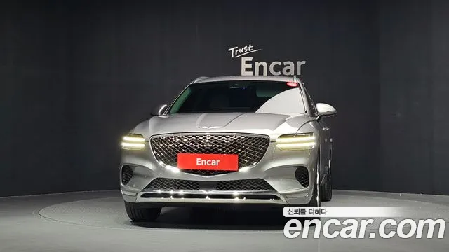Genesis GV70 — Фото автомобиля 3