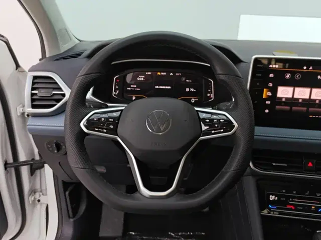 Volkswagen Tharu — Фото автомобиля 15