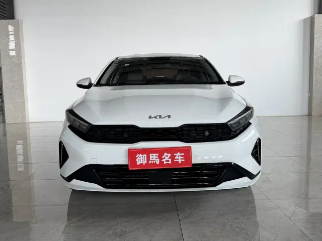 Kia K3 — Фото автомобиля 2