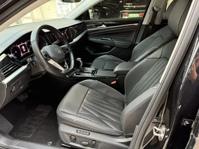 Volkswagen Passat — Фото автомобиля 13