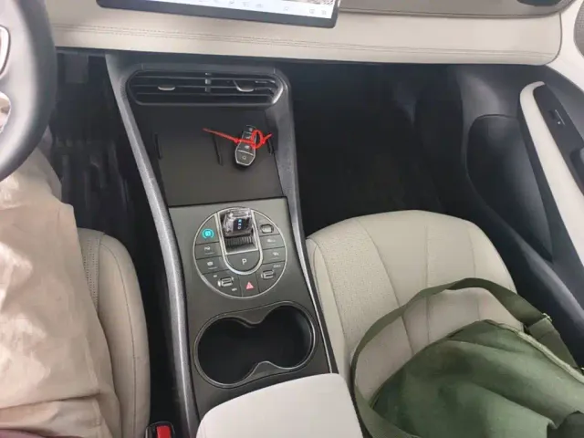 BYD Seal 05 DM-i — Фото автомобиля 13