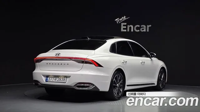 Hyundai Grandeur New — Фото автомобиля 2