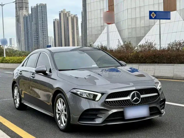 Mercedes-Benz A-Class — Фото автомобиля 3