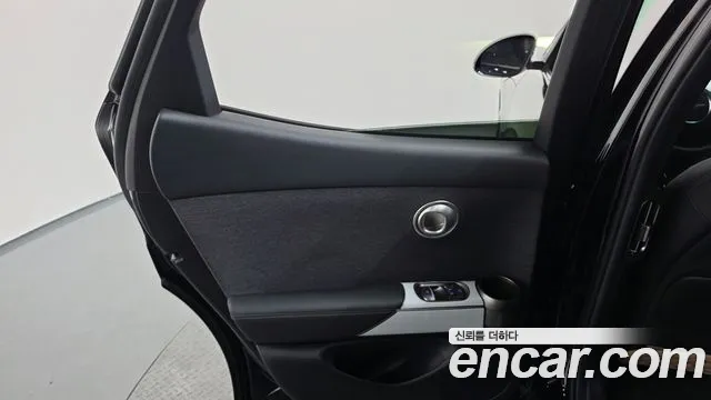 Genesis GV60 — Фото автомобиля 25