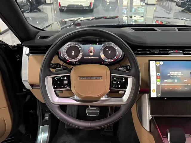 Land Rover Range Rover — Фото автомобиля 7