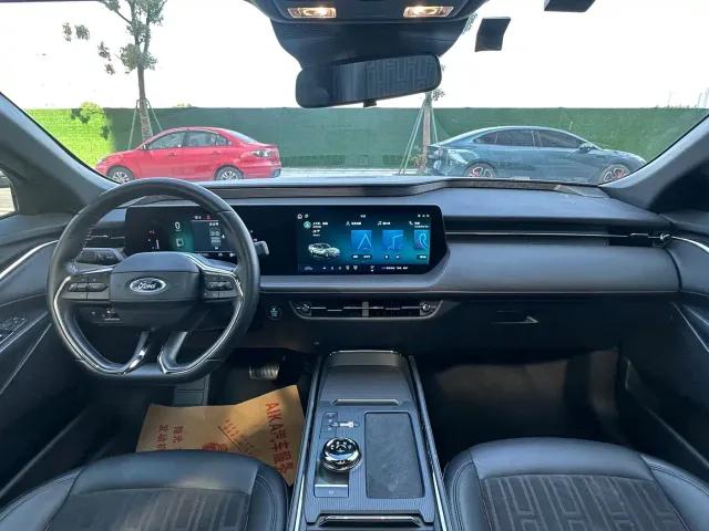 Ford Mondeo — Фото автомобиля 12