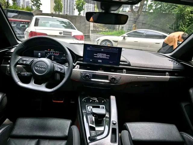 Audi A4L — Фото автомобиля 6