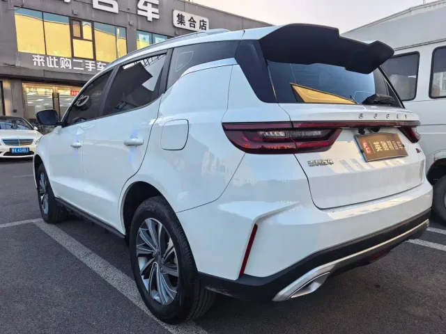 Geely Vision X6 — Фото автомобиля 6