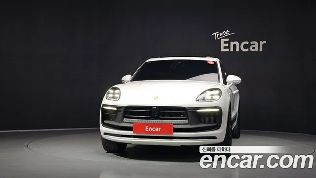 Porsche Macan — Фото автомобиля 3