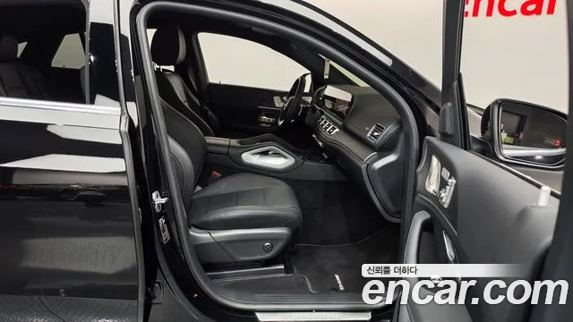 Mercedes-Benz GLE-Class — Фото автомобиля 16