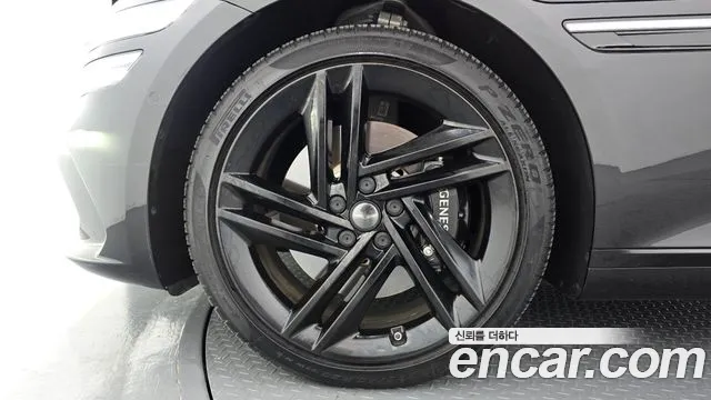 Genesis G80 RG3 — Фото автомобиля 5