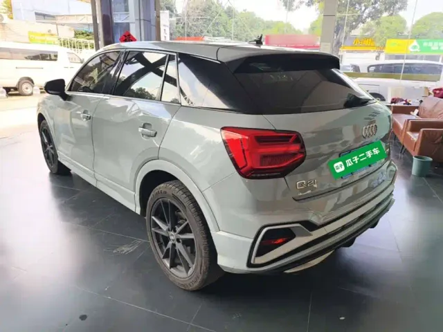 Audi Q2L — Фото автомобиля 4
