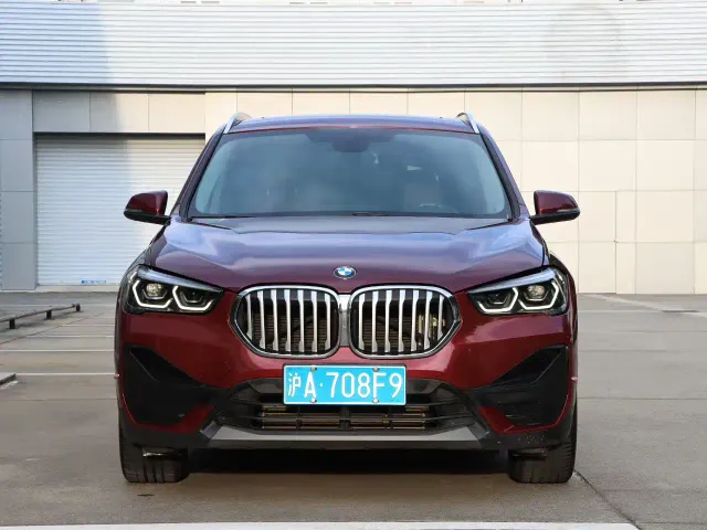 BMW X1 — Фото автомобиля 2