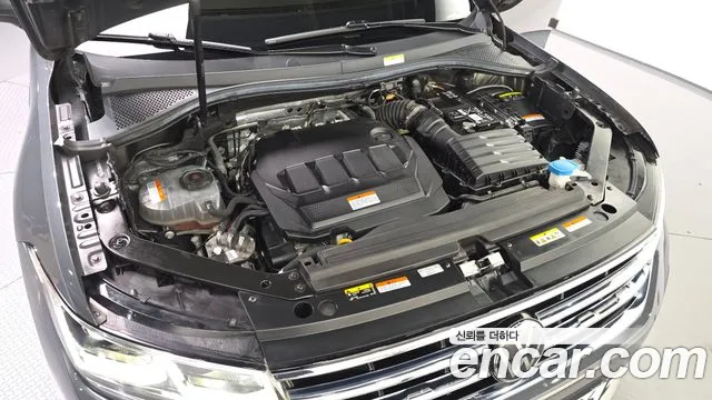 Volkswagen Tiguan — Фото автомобиля 9
