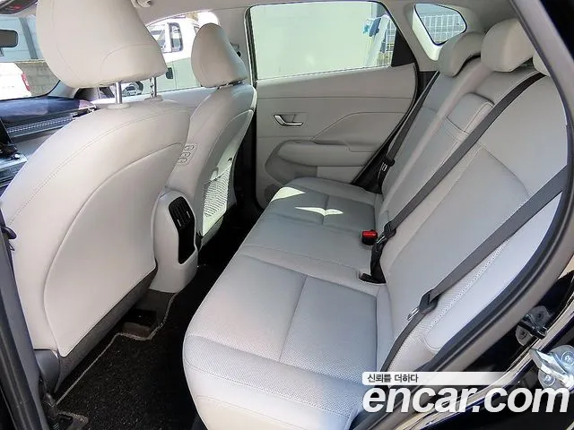 Hyundai Kona SX2 — Фото автомобиля 6