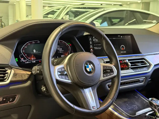 BMW X5 — Фото автомобиля 5