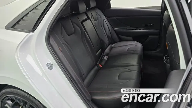 Hyundai Avante CN7 — Фото автомобиля 17