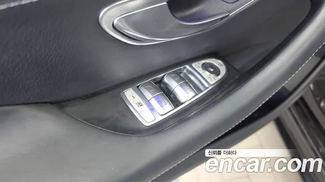 Mercedes-Benz AMG GT 4 двери 43 4MATIC+ — Фото автомобиля 29