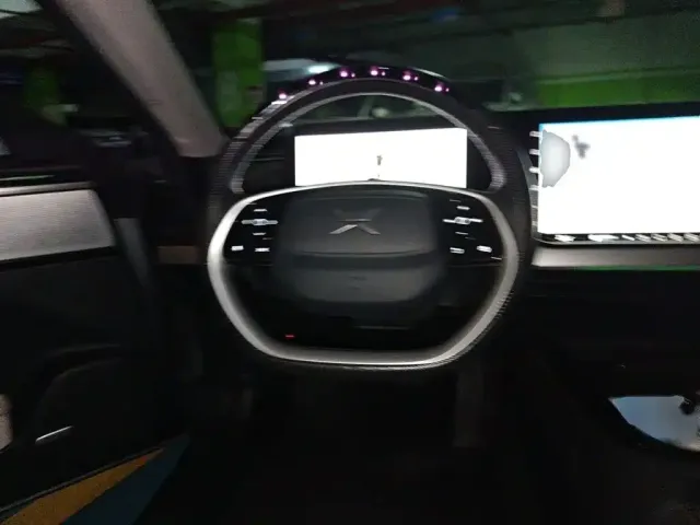 Xpeng P7 — Фото автомобиля 2