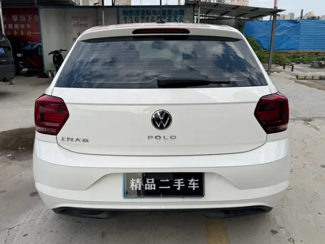 Volkswagen Polo — Фото автомобиля 8