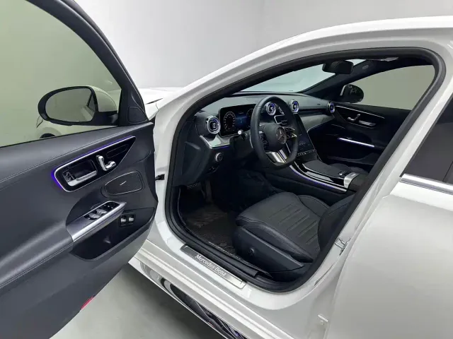 Mercedes-Benz C-Class — Фото автомобиля 5