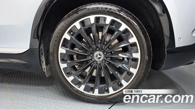 Mercedes-Benz EQS — Фото автомобиля 17