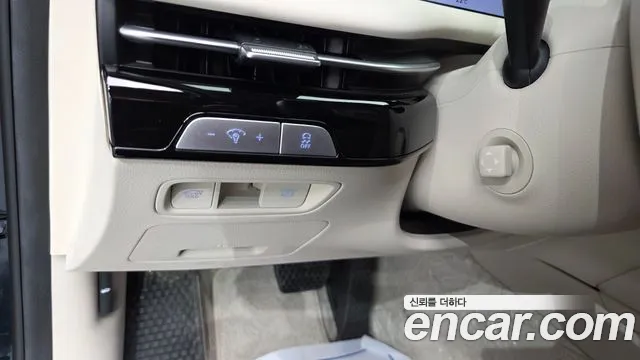 Genesis G80 Бензин 2.5 турбо AWD — Фото автомобиля 20