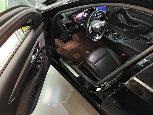 Cadillac CT5 — Фото автомобиля 15
