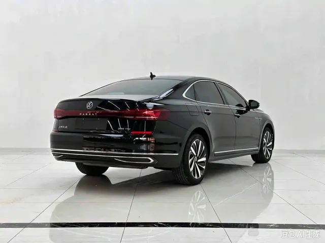 Volkswagen Passat — Фото автомобиля 4
