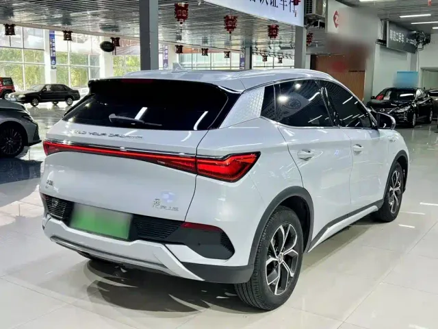 BYD Yuan PLUS — Фото автомобиля 12
