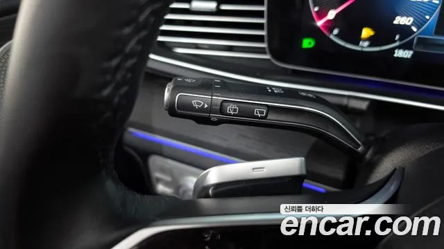 Mercedes-Benz GLE-Class — Фото автомобиля 23