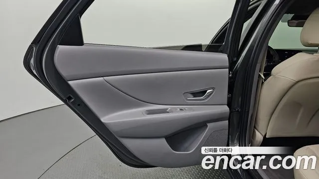 Hyundai Avante CN7 — Фото автомобиля 14