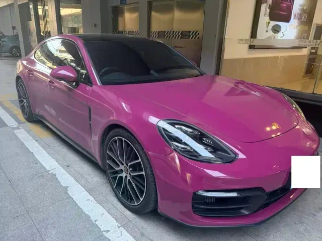 Porsche Panamera — Фото автомобиля 2