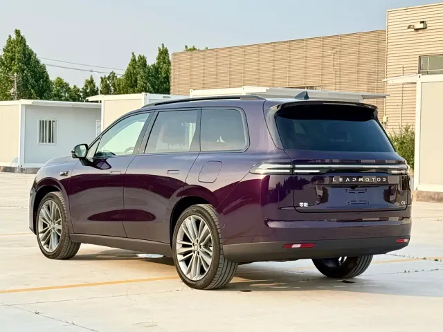 Leapmotor C16 — Фото автомобиля 7