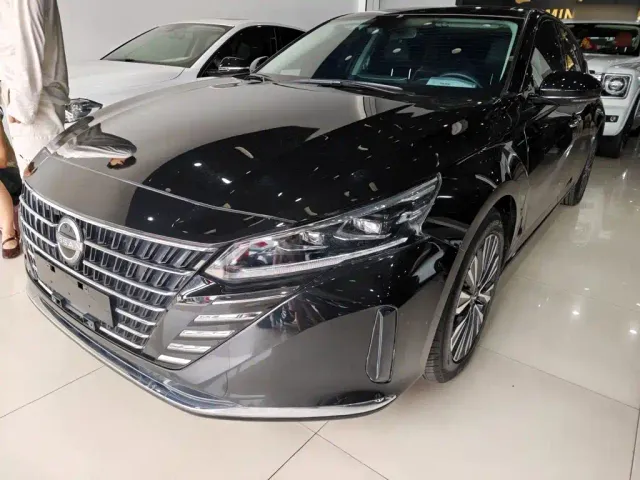 Фотография автомобиля — Nissan Teana