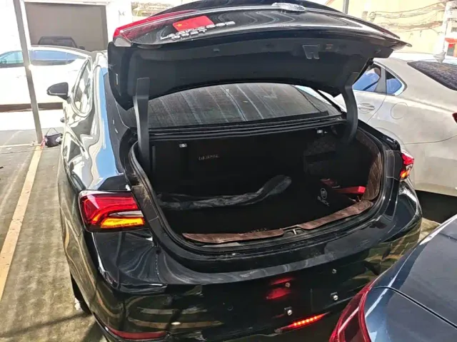 Buick LaCrosse — Фото автомобиля 18