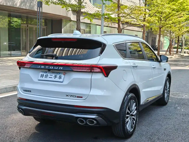 Jetour X70 Plus — Фото автомобиля 12