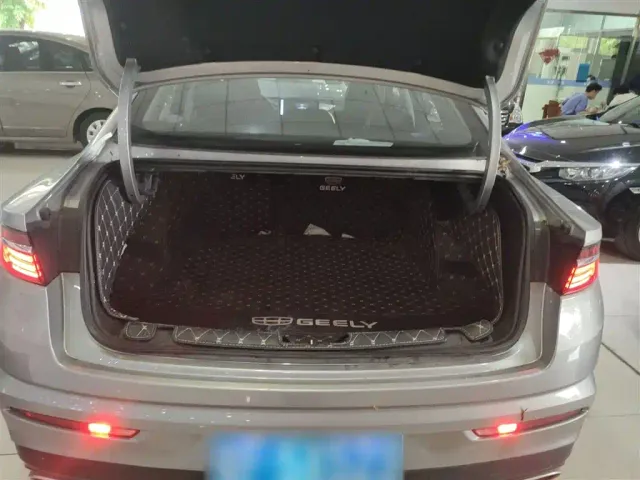 Geely Xingrui — Фото автомобиля 18