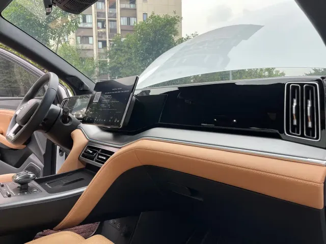 BYD Song L DM-i — Фото автомобиля 15