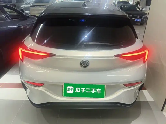Buick Velite 6 — Фото автомобиля 5