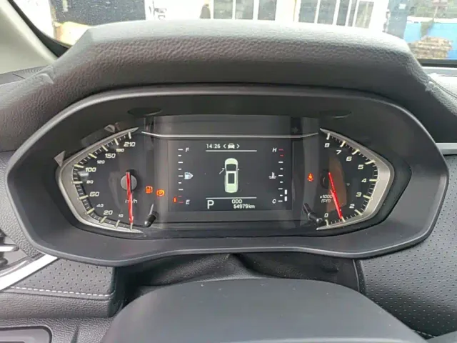 Maxus G50 — Фото автомобиля 11
