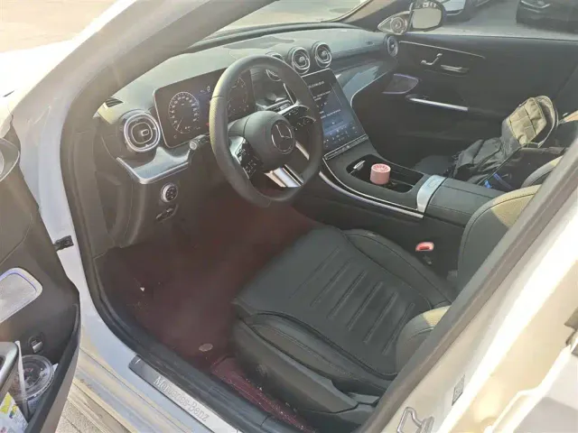 Mercedes-Benz C-Class — Фото автомобиля 4