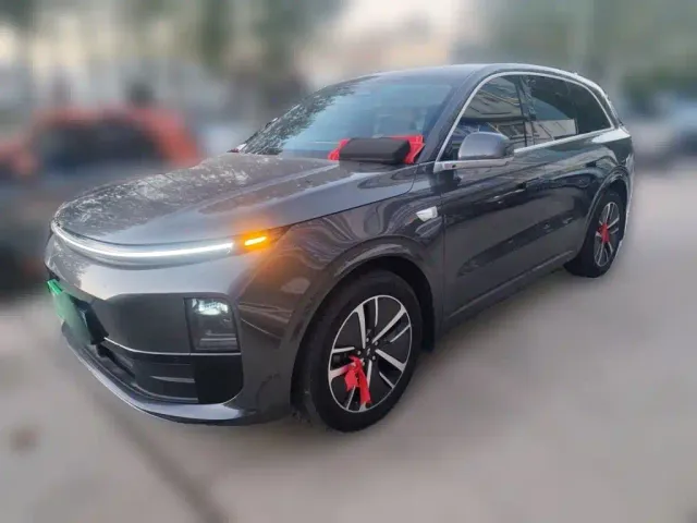 Фотография автомобиля — Li Auto L6