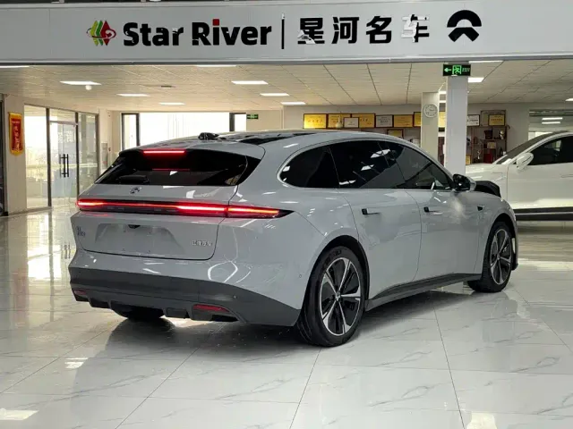 Nio ET5 Touring — Фото автомобиля 7