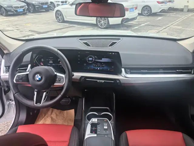 BMW X1 — Фото автомобиля 6