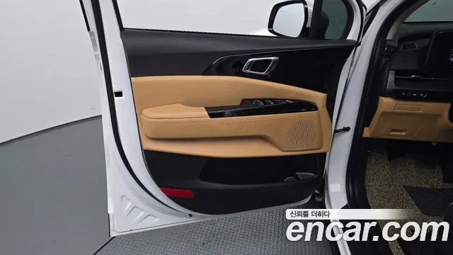 Kia Canival — Фото автомобиля 5