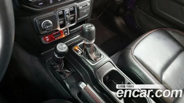 Jeep Wrangler Wrangler (JL) 2.0 Rubicon 4 двери Limited Edition Rain — Фото автомобиля 9